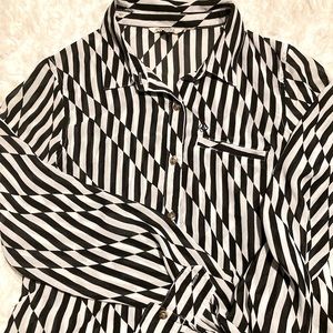 Black & White patterned Volcom button up